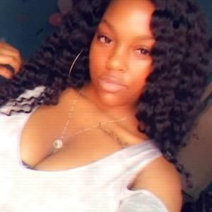 Meet your Posher, Mierra